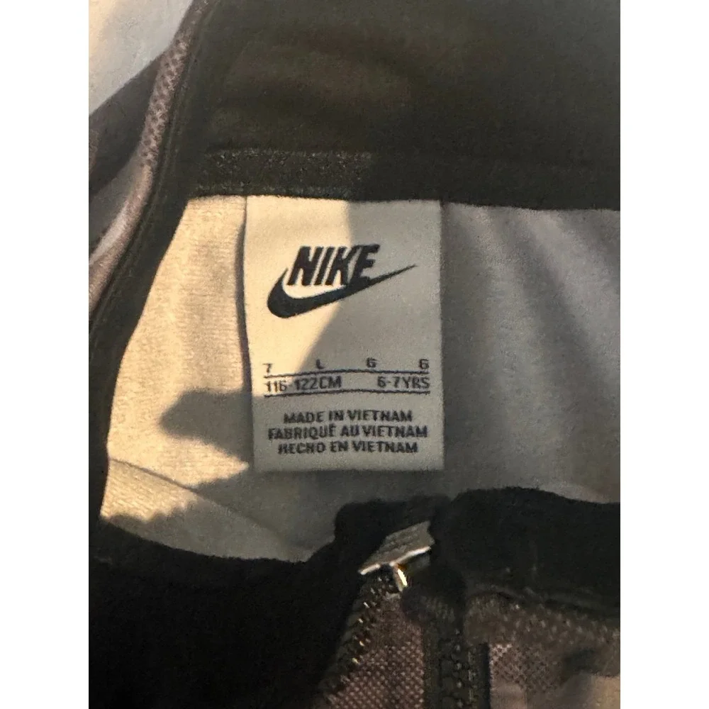 Nike zip up‎ boys size 7